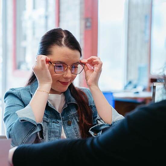 Adjusting Eyeglass Faster at True Eye Experts